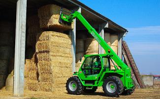 Teleszkópos rakodók Merlo Turbofarmer P 40.7