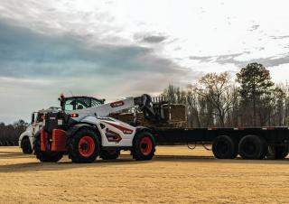 Teleszkópos rakodók Bobcat VersaHANDLER V923