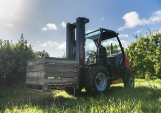 Terepjáró targoncák Manitou MC 18-2