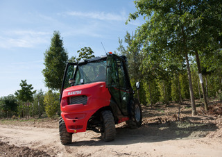 Terepjáró targoncák Manitou MC 18-2