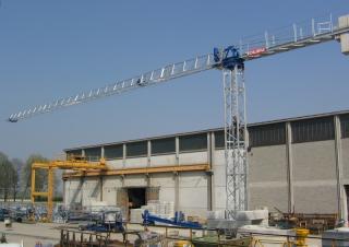 Toronydaruk - merevgém - felülforgó Edilgru E 33 08 CT