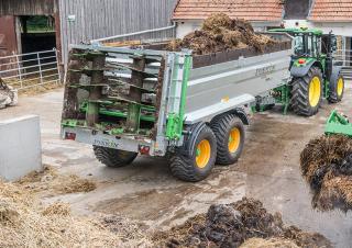 Hígtrágya és trágya technológiák Trágyaszórók Joskin FERTI-CAP FC5508/12BU