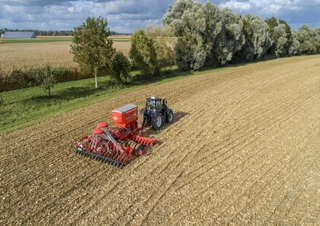 Vetőgépek Kuhn Aurock 6000 R 32