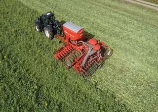 Vetőgépek Kuhn Aurock 6000 RC 32