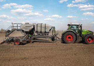 Vetőgépek Fendt Momentum 18 