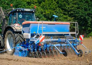 Vetőgépek Lemken Saphir 10/300