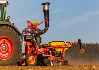 Vetőgépek Väderstad Tempo V 8