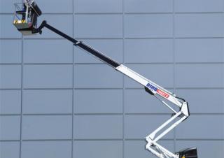 Gémes személyemelők Vontatható csuklógémes munkaállványok Dino Lift Dino 160XT II