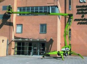 Gémes személyemelők Vontatható csuklógémes munkaállványok Niftylift NL 210