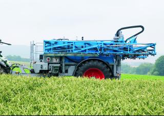 Vontatható szántóföldi permetezők Lemken Albatros 10/6000