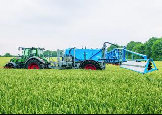Vontatható szántóföldi permetezők Lemken Albatros 12/5000
