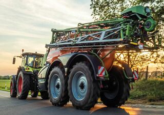 Vontatható szántóföldi permetezők Amazone UX 11201 Super (30/15) 