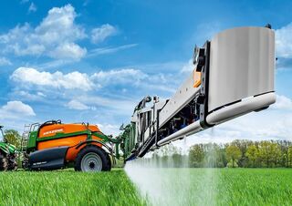 Vontatható szántóföldi permetezők Amazone UX 7601 Super (24) 