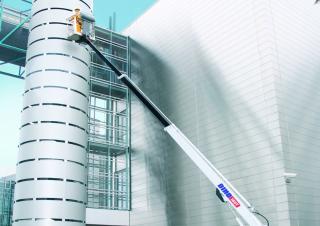 Teleszkópgémes személyemelők Vontatható teleszkópos munkaállványok Dino Lift Dino 180T II