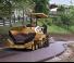 Gumikerekes finiserek Caterpillar AP300F