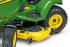 Járművek Kompakt kommunális traktorok John Deere X 700