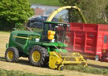 2WD silózók John Deere 7700