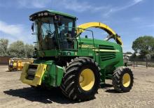 2WD silózók John Deere 7800