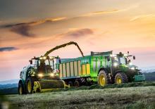 2WD silózók John Deere 8600