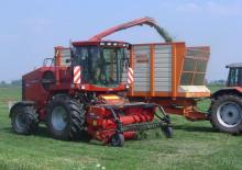 2WD silózók Case IH CHX 420