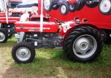 2WD traktorok Massey Ferguson 147