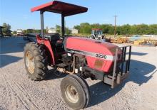 2WD traktorok Case IH 3220
