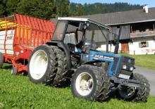2WD traktorok Ford-NH 3435