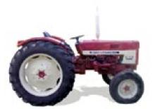 2WD traktorok International Harvester 453