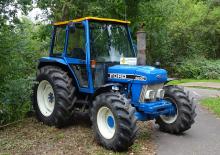 2WD traktorok Ford-NH 4630