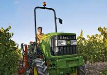 2WD traktorok John Deere 5090 GV