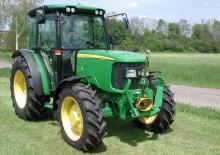 2WD traktorok John Deere 5315 V