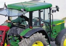 2WD traktorok John Deere 5500 N
