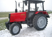 2WD traktorok Belarus 570