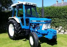 2WD traktorok Ford-NH 6410 Mark III