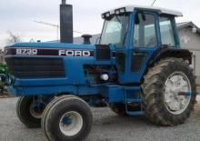 2WD traktorok Ford-NH 8730