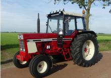 2WD traktorok International Harvester 955
