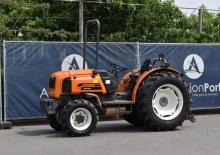 2WD traktorok Renault DIONIS 120