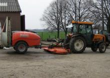 2WD traktorok Renault DIONIS 140
