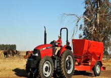 2WD traktorok Case IH Farmall 140A