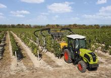 2WD traktorok Claas Nexos 230 VE