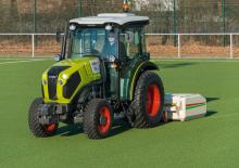2WD traktorok Claas Nexos 210 F