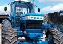 2WD traktorok Ford-NH TW-20