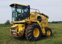 4WD silózók New Holland FX 58
