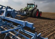 4WD traktorok Fendt 1042 Vario PowerPlus