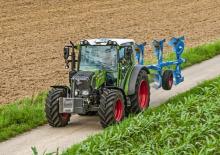 4WD traktorok Fendt 211 S Vario