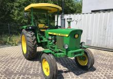 4WD traktorok John Deere 2130