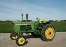 4WD traktorok John Deere 2510
