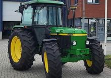 4WD traktorok John Deere 2850