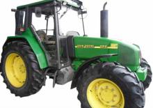 4WD traktorok John Deere 3310 Komf. X