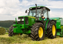 4WD traktorok John Deere 5080 G